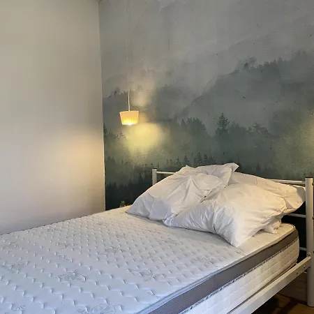 La Bourboule, 2 Pieces, 4 Personnes - Fr-1-667-30 Apartamento *